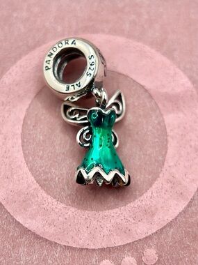Pandora Disney Peter Pan Tinker Bell Green Enamel Dress Dangle Charm